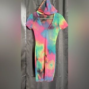 A colorful pullover dress w hoodie for summer, can be worn over swimwear☀️